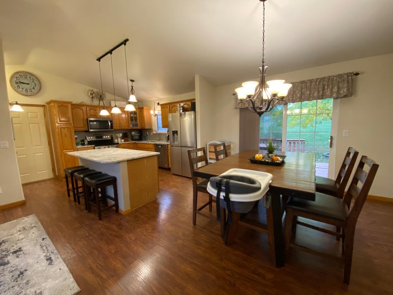 111 W Ridgeview Dr, Starbuck, MN 56381