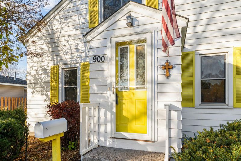 900 3rd St W, Hastings, MN 55033