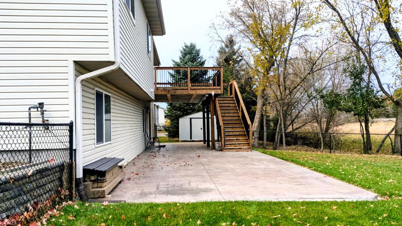 15551 Vale St NW, Andover, MN 55304