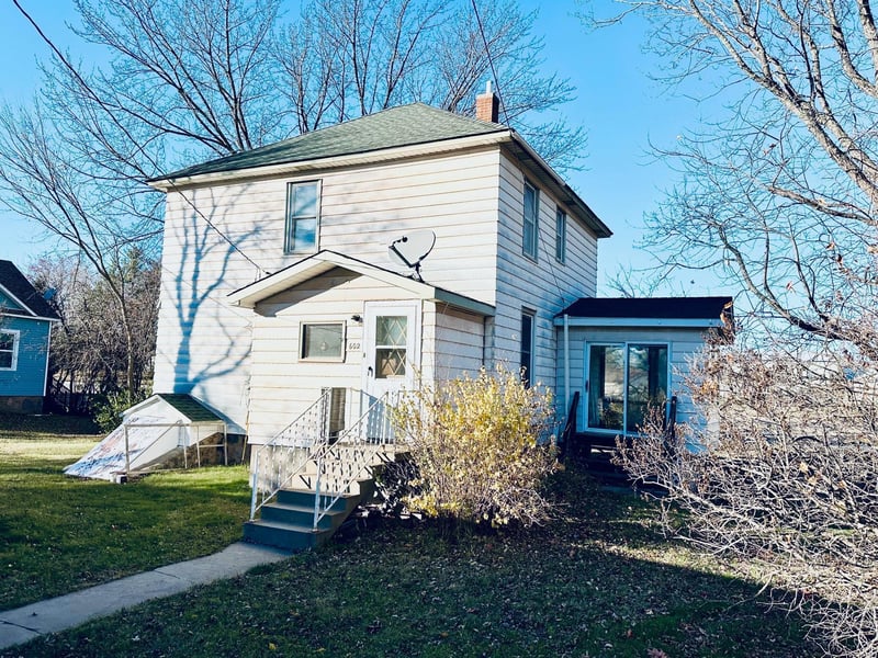 602 Corey Ave, Coleraine, MN 55722