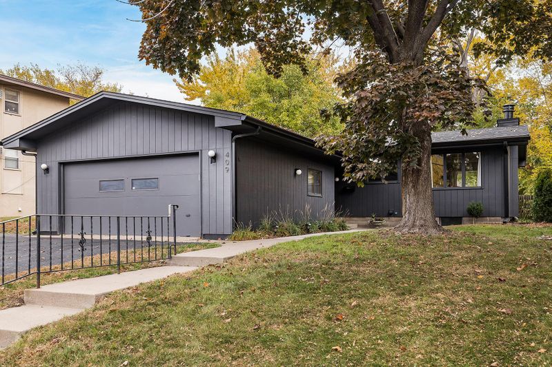 409 8th St SE, Minneapolis, MN 55414