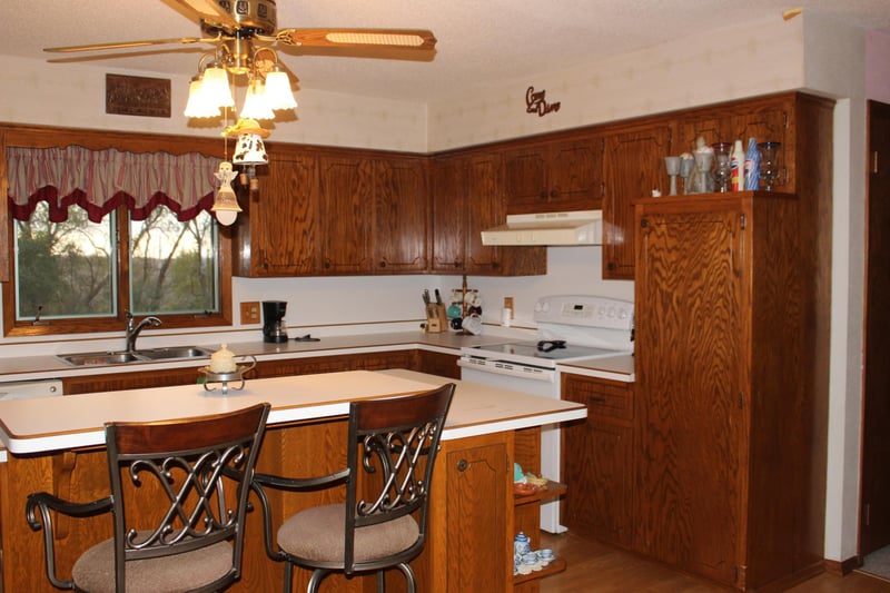 451 Linden Ave E, Kimball, MN 55353