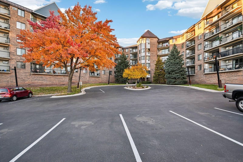 2601 Kenzie Ter #217, Saint Anthony, MN 55418