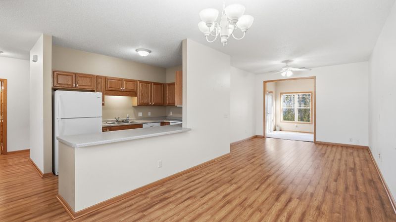809 Dublin Ct, Mankato, MN 56001