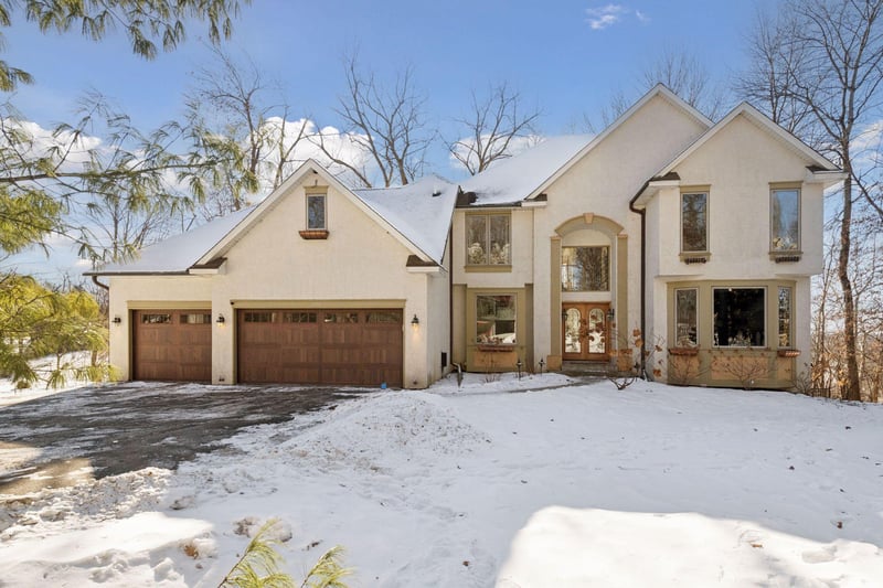 5474 Carrie Ln, Excelsior, MN 55331