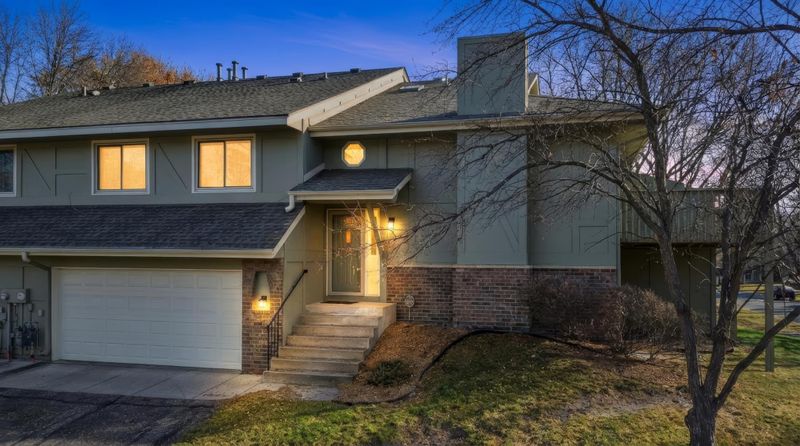 13734 85th Ave N, Maple Grove, MN 55369