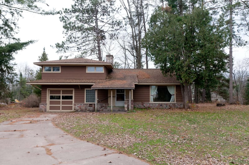 11041 W 1st St, Exeland, WI 54835