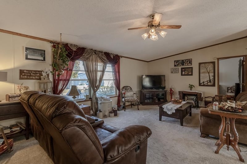 2067 Winchester Way, North Mankato, MN 56003
