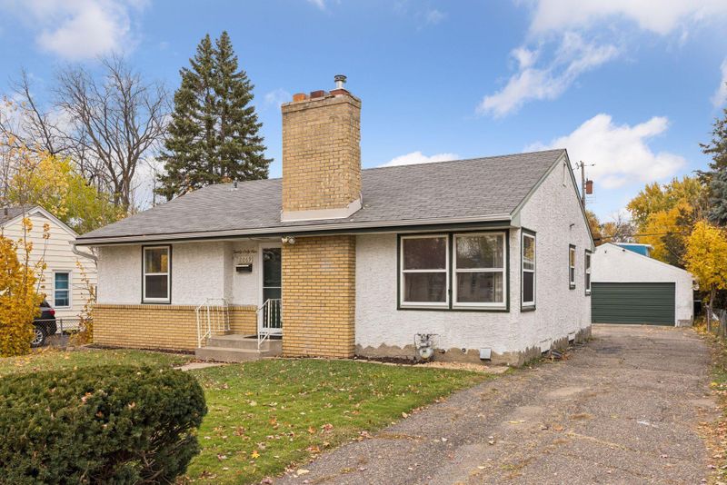 2069 Sherwood Ave, Saint Paul, MN 55119
