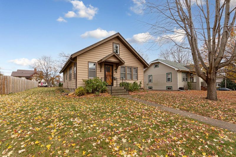 635 5th Ave SW, Faribault, MN 55021