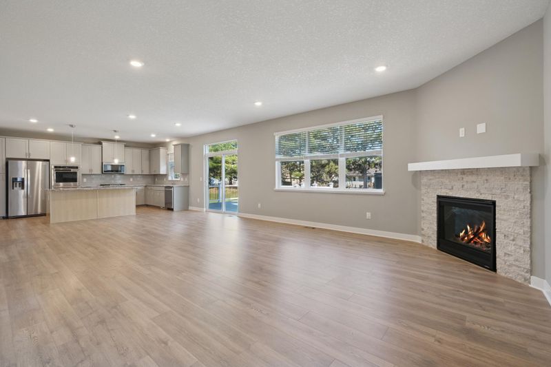 12972 Bauer Dr N, Champlin, MN 55316