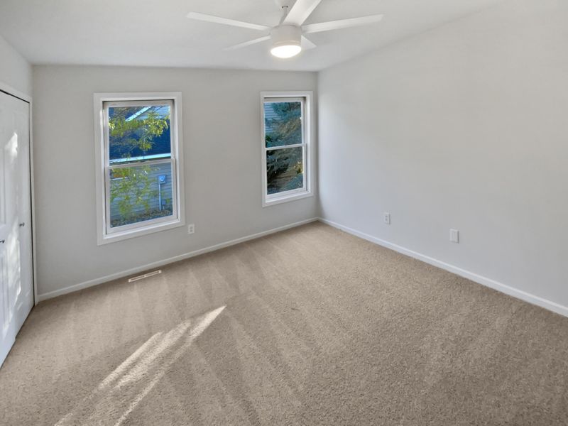 12595 Driftwood Ct, Apple Valley, MN 55124