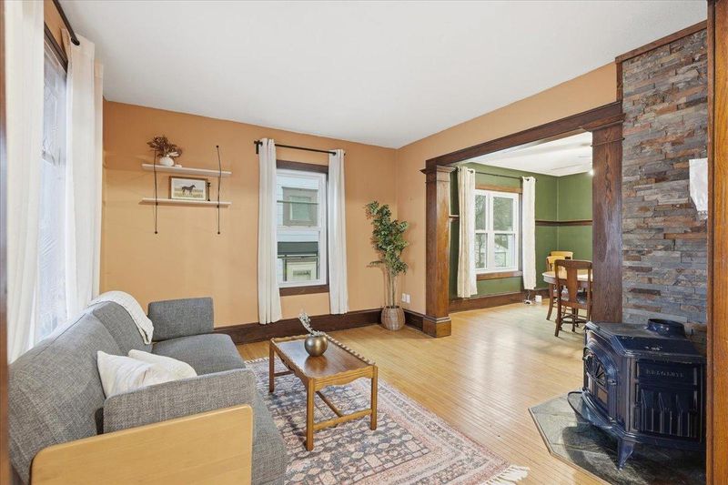 2309 E 32nd St, Minneapolis, MN 55406