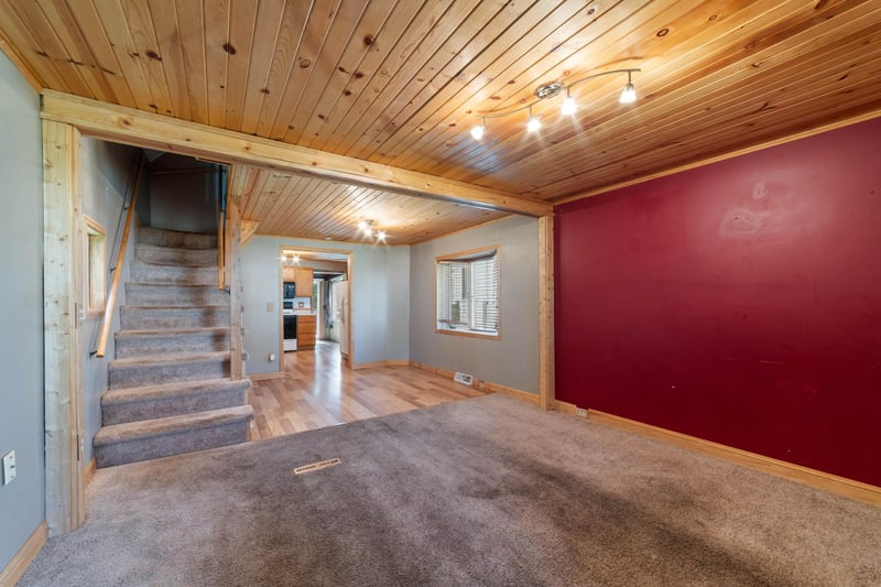 3712 W 4th St, Duluth, MN 55807