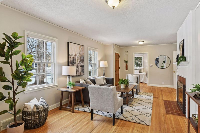 4249 Brookside Ave, Saint Louis Park, MN 55416