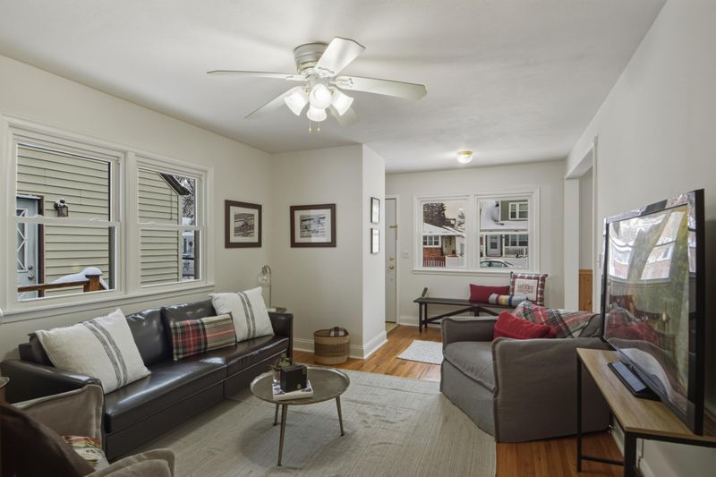 610 Fillmore St NE, Minneapolis, MN 55413