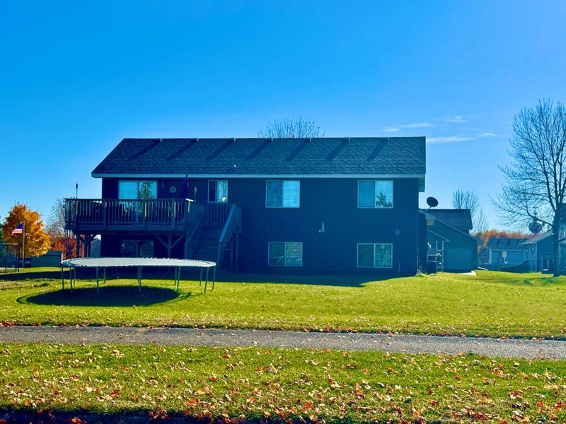 522 Elm St NE, Lonsdale, MN 55046