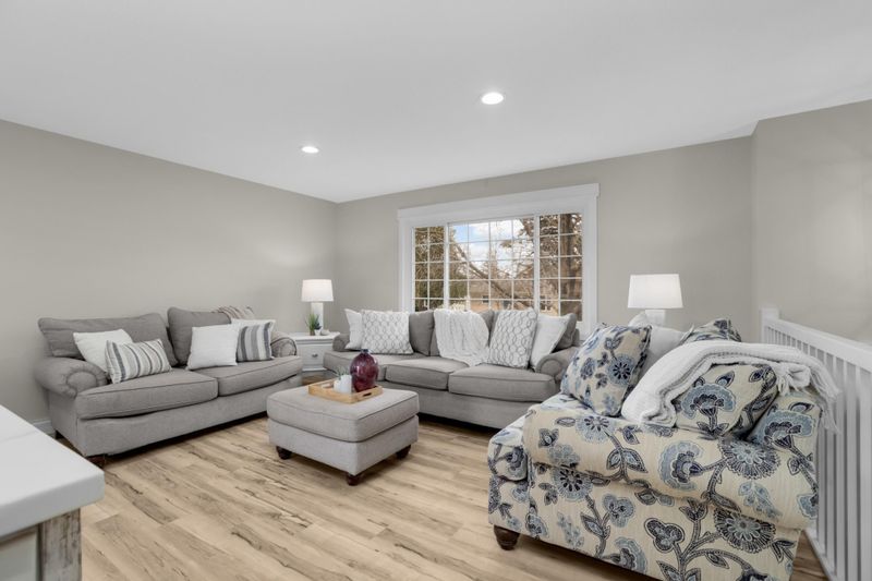 2645 15th Ave E, North Saint Paul, MN 55109