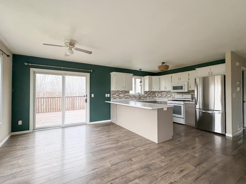 218 Meadowview Rd, Foreston, MN 56330
