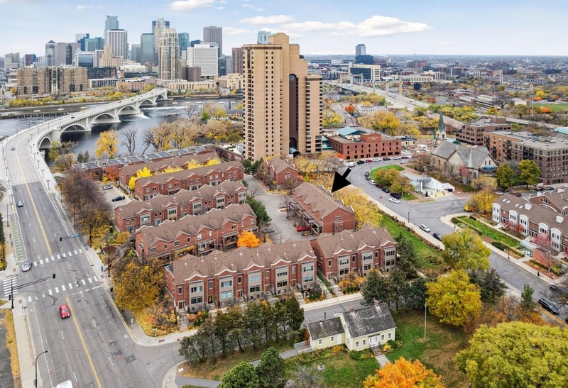 122 Bank St SE, Minneapolis, MN 55414