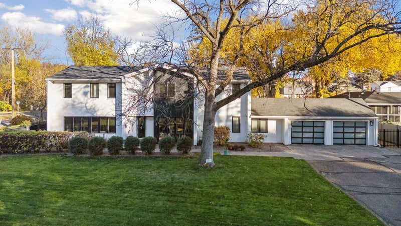 2701 Glenhurst Ave, Saint Louis Park, MN 55416