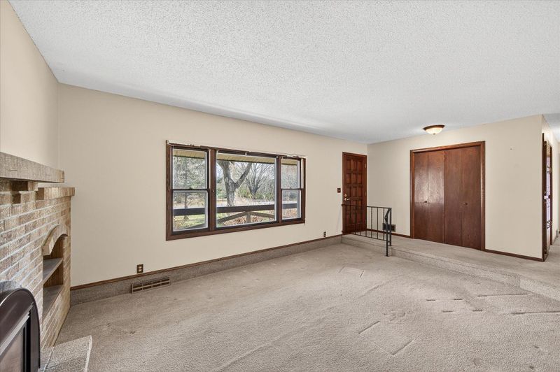 16550 Yakima St NW, Andover, MN 55304