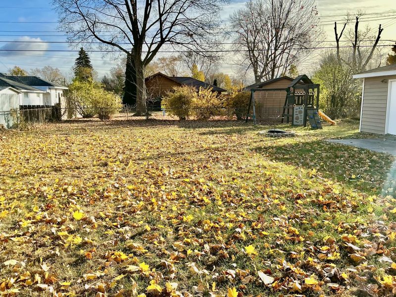 5942 Zenith Ave N, Brooklyn Center, MN 55429