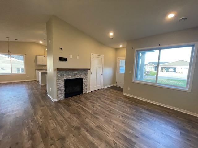 890 Tall Grass Ct, Wanamingo, MN 55983