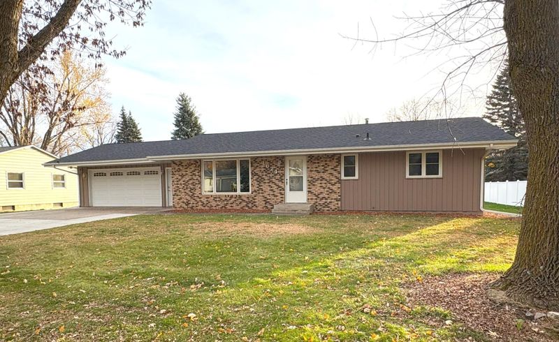 1624 N 5th St, Montevideo, MN 56265
