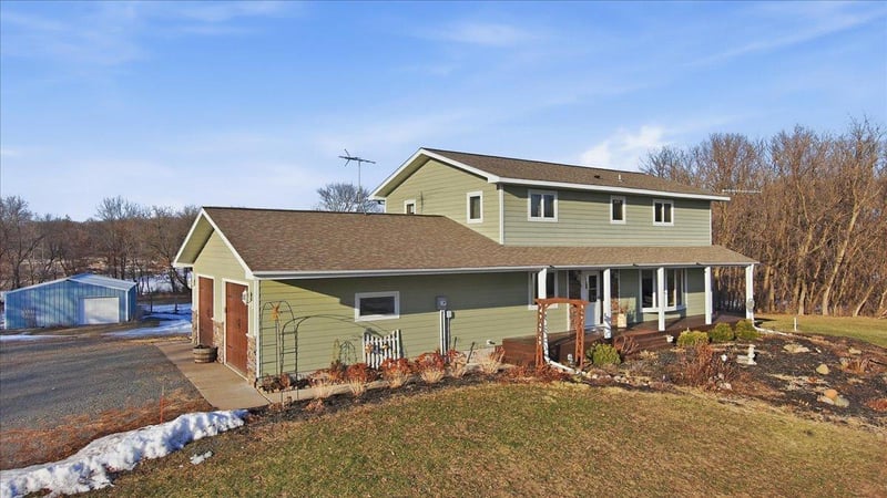 1051 100th Ave #H, Amery, WI 54001