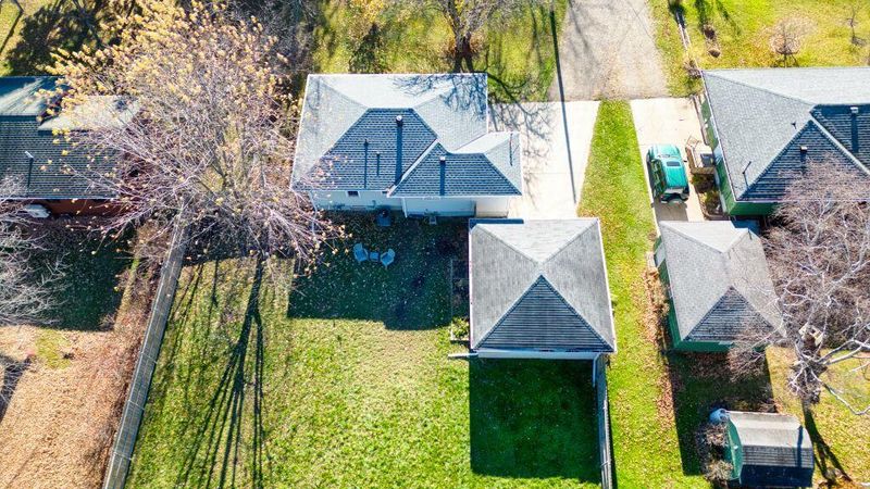 1505 E 39th St, Hibbing, MN 55746