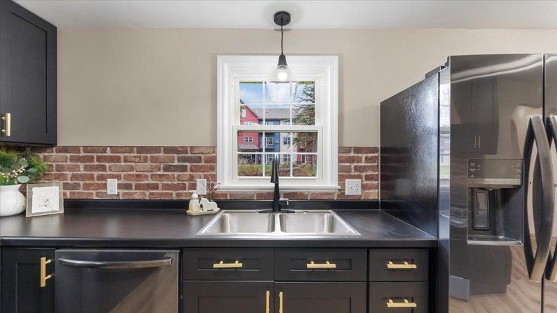 210 Mattson Rd, Mora, MN 55051
