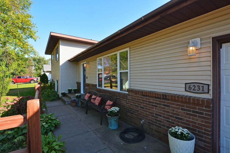 6231 Red Fox Rn, North Branch, MN 55056