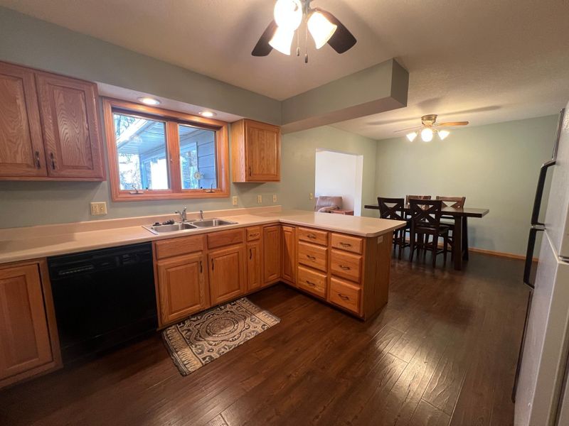 4710 Michelle Cir, Baxter, MN 56425