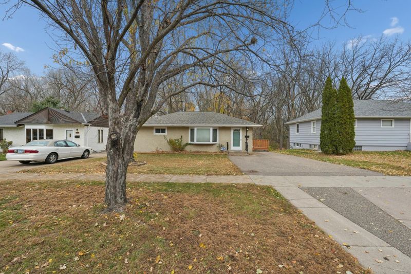 2117 Margaret St, Saint Paul, MN 55119