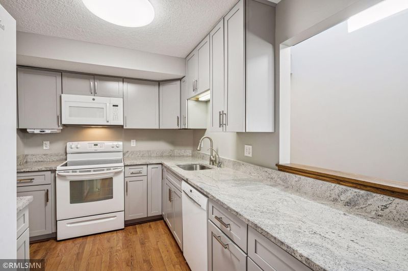 3150 Glen Oaks Ave #310A, White Bear Lake, MN 55110