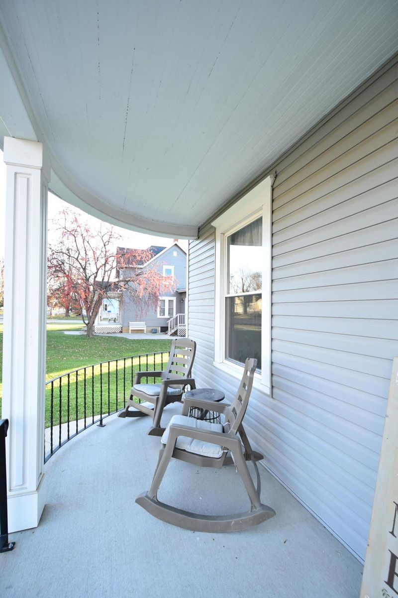 324 2nd Ave, Wanamingo, MN 55983