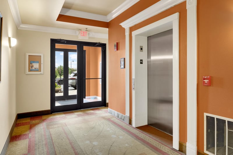 10075 City Walk Dr #205, Woodbury, MN 55129