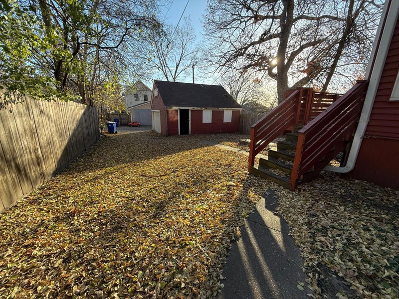 668 Jessamine Ave E, Saint Paul, MN 55106