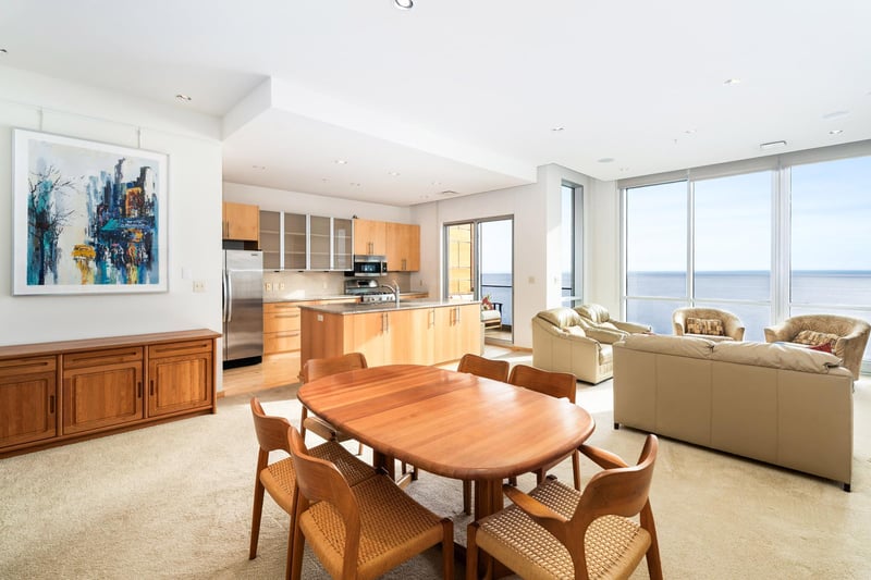 311 E Superior St #1004, Duluth, MN 55802