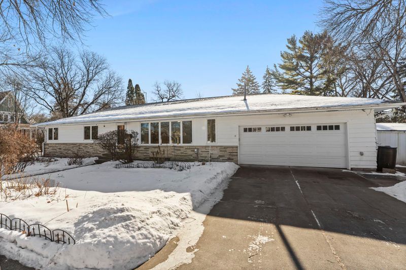 3105 W 40th St, Minneapolis, MN 55410
