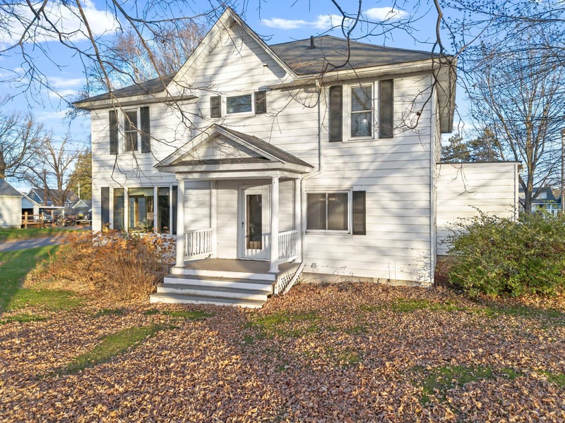 1045 Grove St, Cumberland, WI 54829