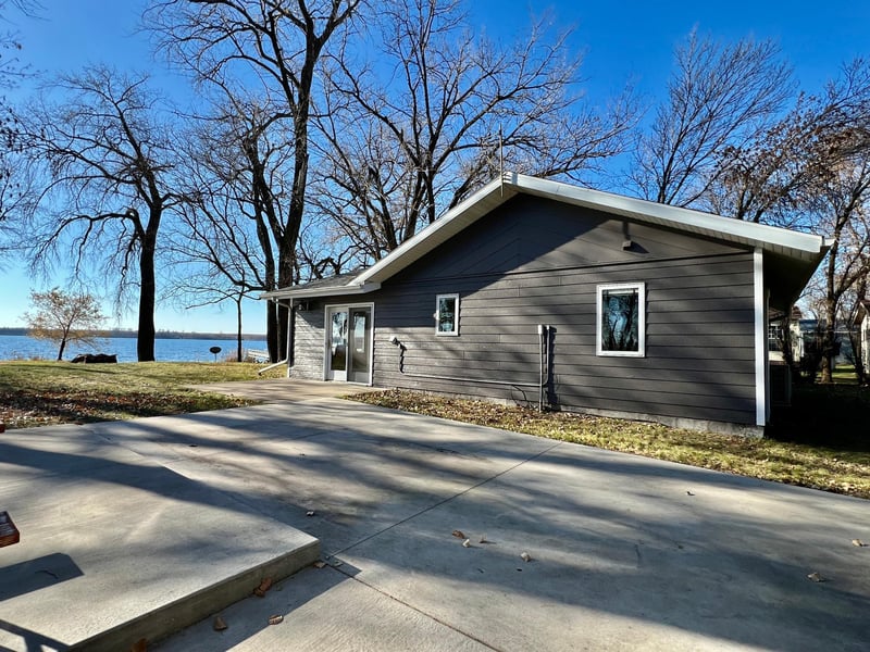 36885 Meadowbrook Rd E, Ortonville, MN 56278