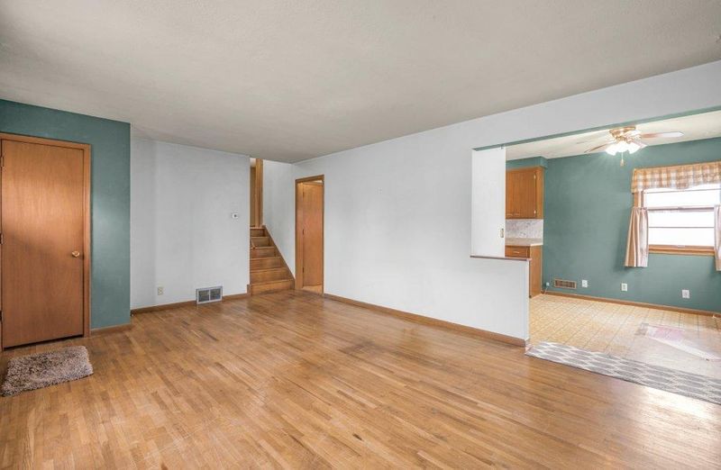 2862 116th Ave NW, Coon Rapids, MN 55433