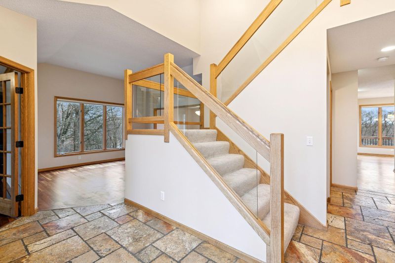 12653 Tiffany Ct, Burnsville, MN 55337