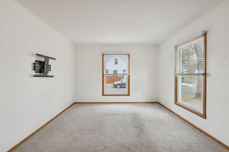 5157 Vincent Ave N, Minneapolis, MN 55430