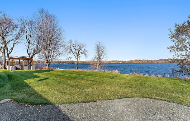 5755 232nd St W, Faribault, MN 55021
