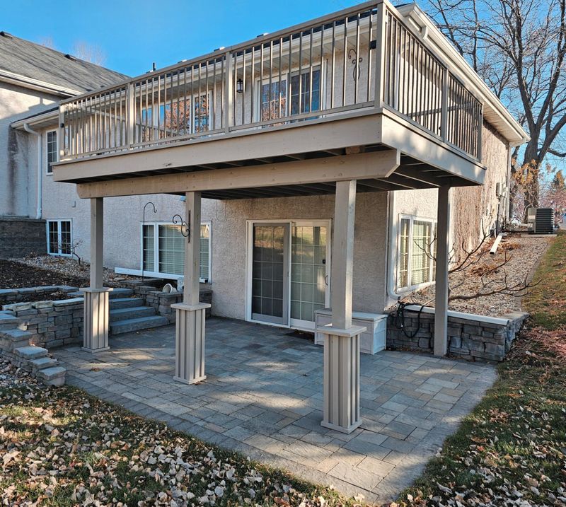 2212 10th Ave SE, Willmar, MN 56201
