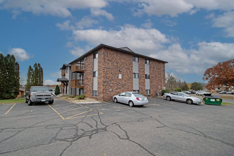 1317 13th Street Cir, Sauk Rapids, MN 56379