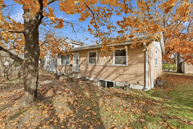 526 4th Ave NE, Saint Cloud, MN 56304